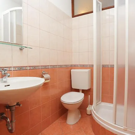 Apartments By The Sea Tucepi, Makarska - 2721 Apartman *