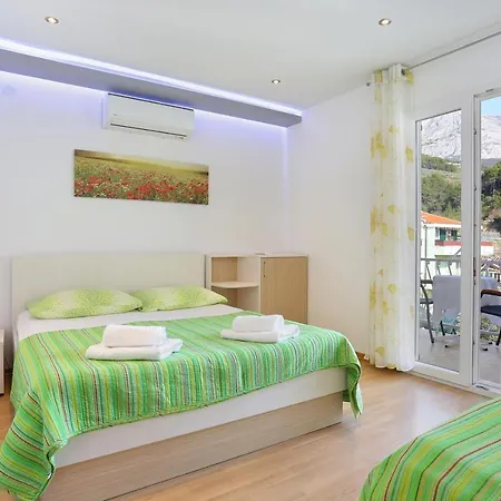 Apartments By The Sea Tucepi, Makarska - 2721 Apartman *