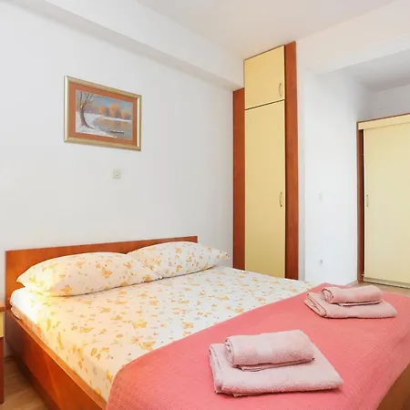 Apartments By The Sea Tucepi, Makarska - 2721 Apartman Tucepi