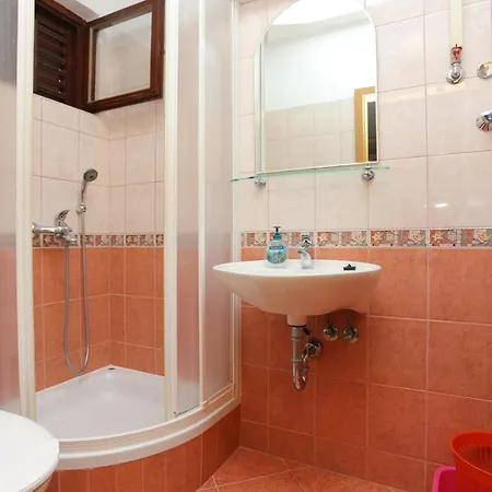 Apartman Apartments By The Sea Tucepi, Makarska - 2721