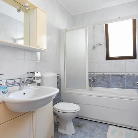 Apartments By The Sea Tucepi, Makarska - 2721