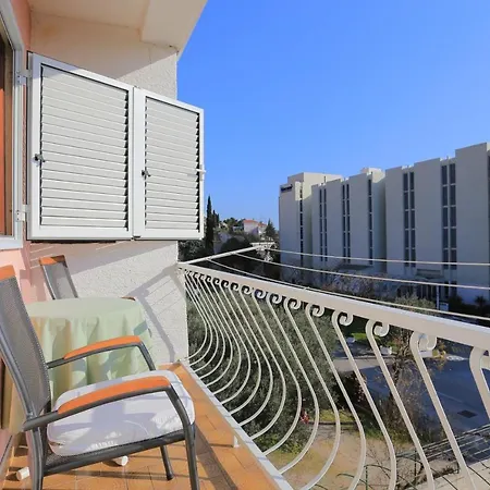Apartments By The Sea Tucepi, Makarska - 2721
