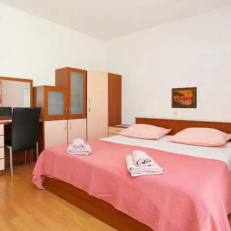 Apartman Apartments By The Sea Tucepi, Makarska - 2721