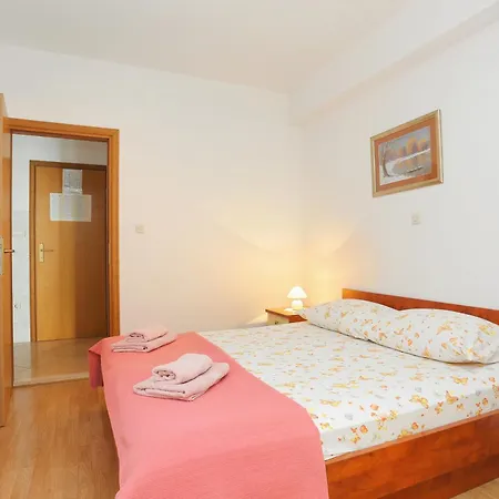 Apartments By The Sea Tucepi, Makarska - 2721 Apartman *